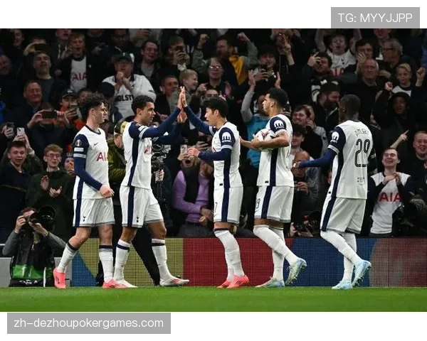 欧联杯球队的联赛考验:比利亚雷亚尔与皇家贝蒂斯的阵容轮换策略前瞻